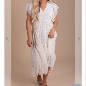 NEW Bella Ella Time After Time Maxi Dress in Cream (S)